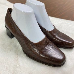 Bandolino‎ Leather Snakeskin Print Chunky Heel Pumps, size 8.5